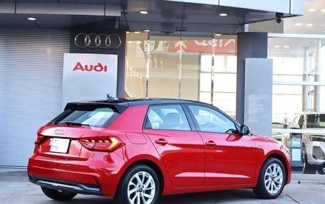 Audi A1, 2023 год, 1 600 000 рублей, 9 фотография