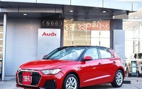 Audi A1, 2023 год, 1 600 000 рублей, 4 фотография