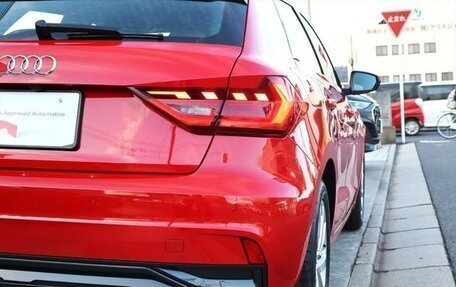 Audi A1, 2023 год, 1 600 000 рублей, 14 фотография