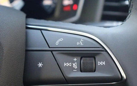 Audi A1, 2023 год, 1 600 000 рублей, 30 фотография