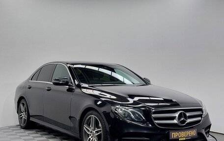 Mercedes-Benz E-Класс, 2017 год, 3 299 000 рублей, 3 фотография