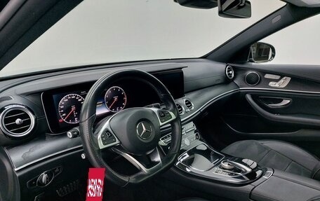 Mercedes-Benz E-Класс, 2017 год, 3 299 000 рублей, 10 фотография