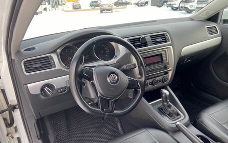 Volkswagen Jetta VI, 2017 год, 1 250 000 рублей, 10 фотография