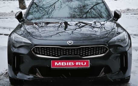 KIA Stinger I, 2018 год, 3 000 000 рублей, 1 фотография