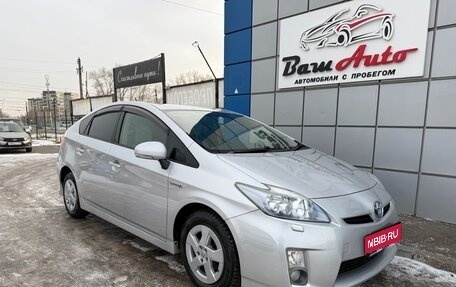 Toyota Prius, 2011 год, 1 097 000 рублей, 1 фотография