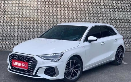 Audi A3, 2022 год, 2 300 000 рублей, 2 фотография