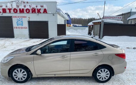 Hyundai Solaris II рестайлинг, 2013 год, 570 000 рублей, 4 фотография