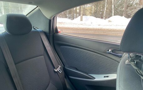 Hyundai Solaris II рестайлинг, 2013 год, 570 000 рублей, 21 фотография