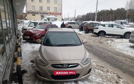 Hyundai Solaris II рестайлинг, 2013 год, 570 000 рублей, 32 фотография
