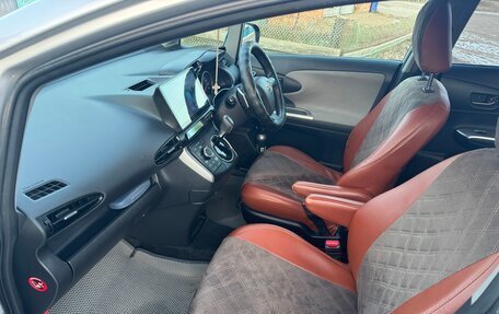 Toyota Wish II, 2009 год, 1 400 000 рублей, 18 фотография