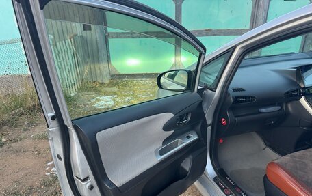 Toyota Wish II, 2009 год, 1 400 000 рублей, 17 фотография