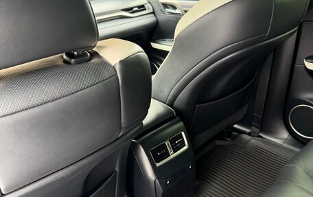 Lexus RX IV рестайлинг, 2020 год, 6 500 000 рублей, 12 фотография