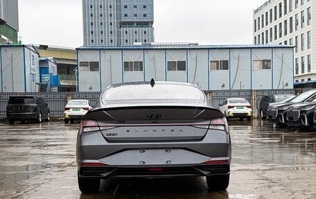 Hyundai Elantra, 2022 год, 1 550 000 рублей, 5 фотография