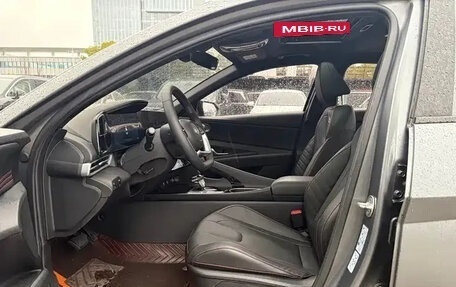 Hyundai Elantra, 2022 год, 1 550 000 рублей, 7 фотография