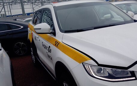 Geely Atlas, 2023 год, 1 555 000 рублей, 3 фотография