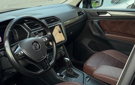 Volkswagen Tiguan II, 2020 год, 2 330 000 рублей, 3 фотография