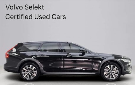 Volvo V90 Cross Country I рестайлинг, 2025 год, 6 270 000 рублей, 3 фотография