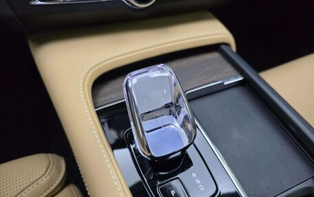 Volvo V90 Cross Country I рестайлинг, 2025 год, 6 270 000 рублей, 7 фотография