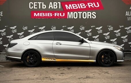 Mercedes-Benz E-Класс, 2011 год, 1 300 000 рублей, 9 фотография