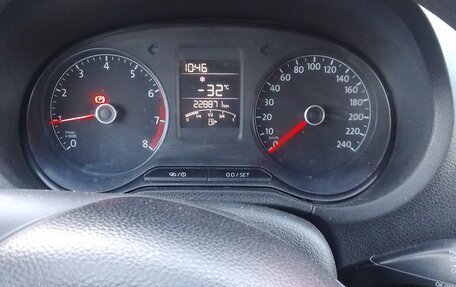 Volkswagen Polo VI (EU Market), 2019 год, 750 000 рублей, 7 фотография