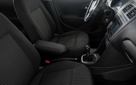 Volkswagen Polo VI (EU Market), 2013 год, 609 000 рублей, 12 фотография