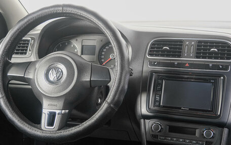 Volkswagen Polo VI (EU Market), 2013 год, 609 000 рублей, 13 фотография