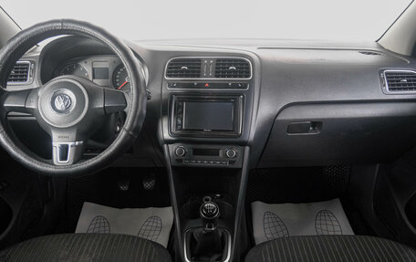 Volkswagen Polo VI (EU Market), 2013 год, 609 000 рублей, 14 фотография