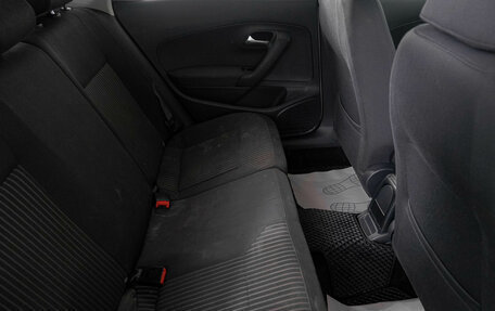 Volkswagen Polo VI (EU Market), 2013 год, 609 000 рублей, 11 фотография