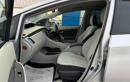 Toyota Prius, 2011 год, 1 097 000 рублей, 14 фотография