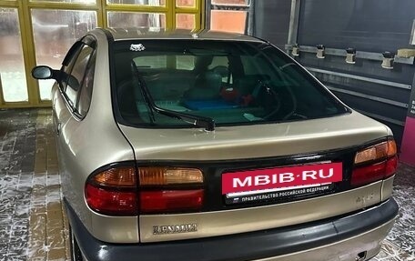 Renault Laguna II, 1999 год, 220 000 рублей, 6 фотография