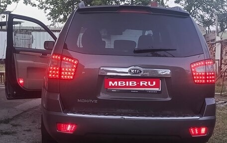 KIA Mohave I, 2011 год, 1 750 000 рублей, 8 фотография