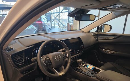 Lexus NX, 2025 год, 6 490 000 рублей, 15 фотография