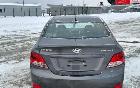 Hyundai Solaris II рестайлинг, 2014 год, 800 000 рублей, 10 фотография