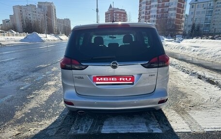 Opel Zafira C рестайлинг, 2012 год, 800 000 рублей, 3 фотография