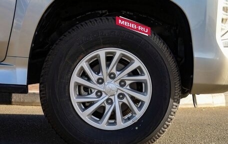 Mitsubishi Montero Sport, 2023 год, 4 090 000 рублей, 7 фотография