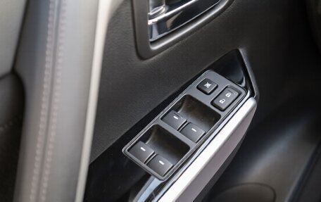 Mitsubishi Montero Sport, 2023 год, 4 090 000 рублей, 14 фотография