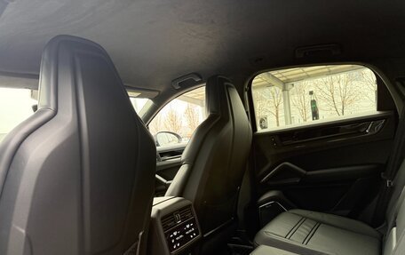 Porsche Cayenne III, 2026 год, 32 990 000 рублей, 23 фотография