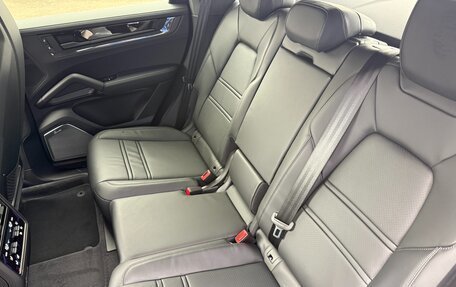 Porsche Cayenne III, 2026 год, 32 990 000 рублей, 25 фотография