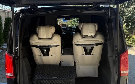 Mercedes-Benz V-Класс, 2022 год, 8 300 000 рублей, 6 фотография