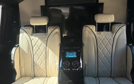 Mercedes-Benz V-Класс, 2022 год, 8 300 000 рублей, 14 фотография