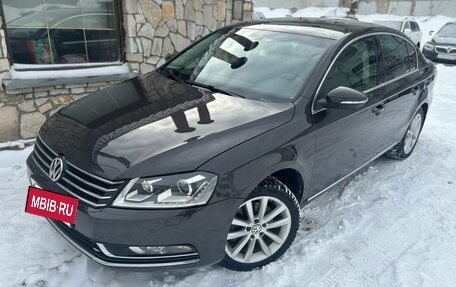 Volkswagen Passat B7, 2011 год, 1 190 000 рублей, 2 фотография