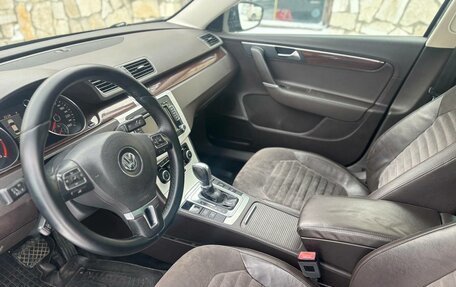 Volkswagen Passat B7, 2011 год, 1 190 000 рублей, 12 фотография