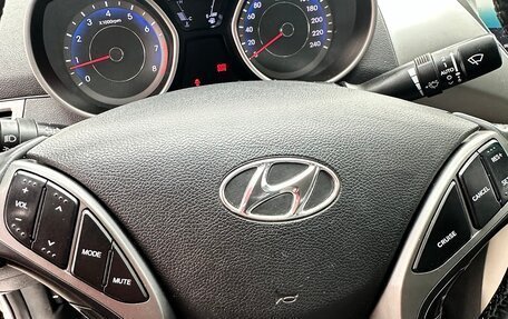 Hyundai Elantra V, 2013 год, 1 150 000 рублей, 11 фотография