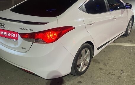 Hyundai Elantra V, 2013 год, 1 150 000 рублей, 18 фотография