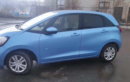 Honda Fit, 2020 год, 1 250 000 рублей, 10 фотография