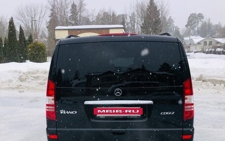 Mercedes-Benz Viano, 2013 год, 2 900 000 рублей, 2 фотография