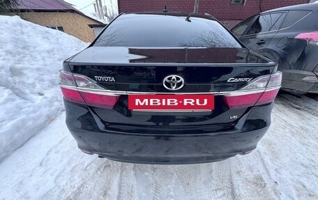 Toyota Camry, 2015 год, 2 850 000 рублей, 10 фотография
