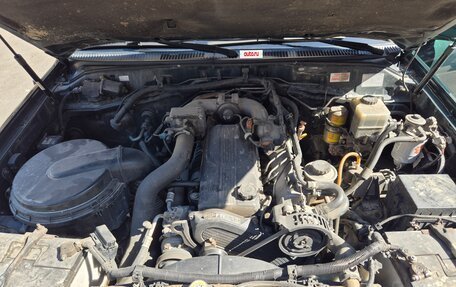 Toyota Land Cruiser 100 рестайлинг 2, 2000 год, 1 850 000 рублей, 12 фотография