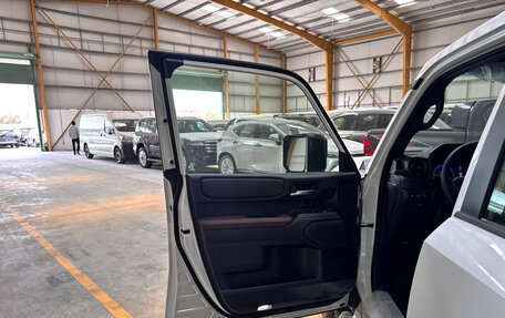 Toyota Land Cruiser Prado, 2025 год, 10 500 000 рублей, 13 фотография