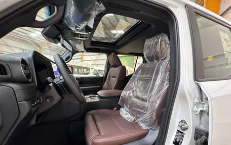 Toyota Land Cruiser Prado, 2025 год, 10 500 000 рублей, 14 фотография